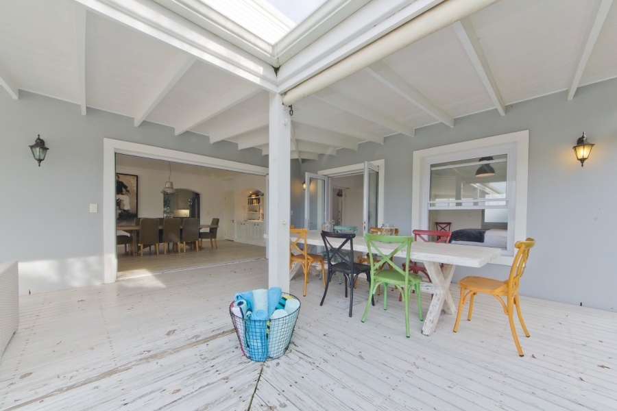 5 Bedroom Property for Sale in Thesen Islands Western Cape